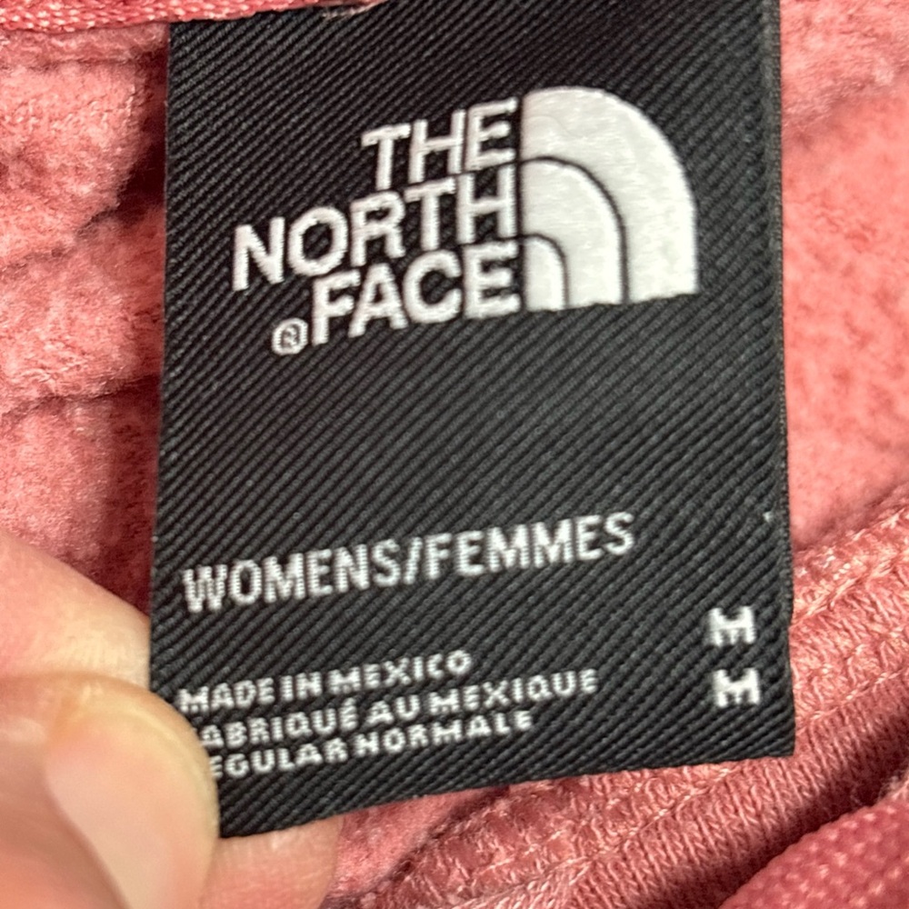North Face Hoodie Women’s Pink Pullover  Sweatshirt Hiking Outdoors-Size Medium - Picture 3 of 4